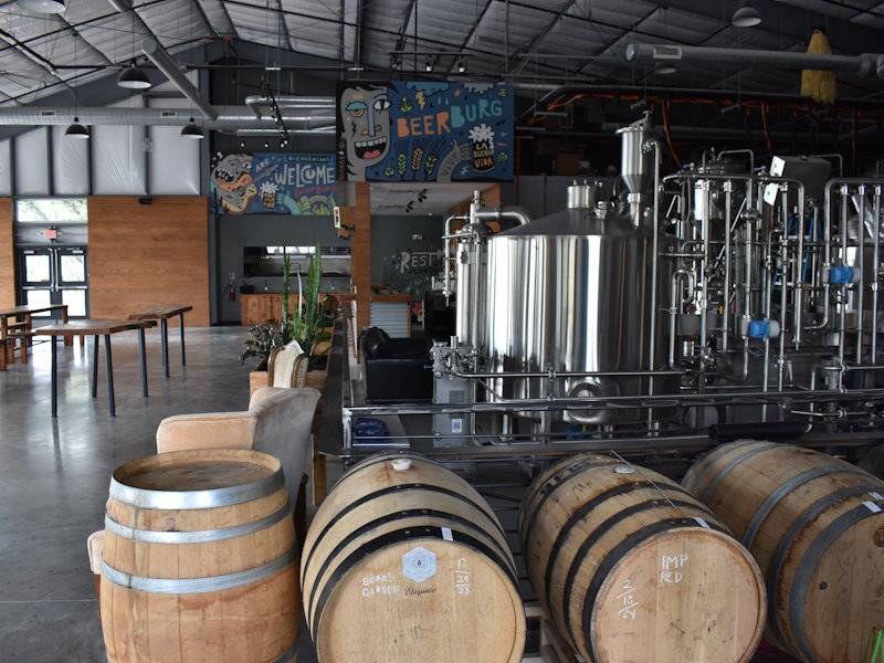 Barrels & Brewhouse